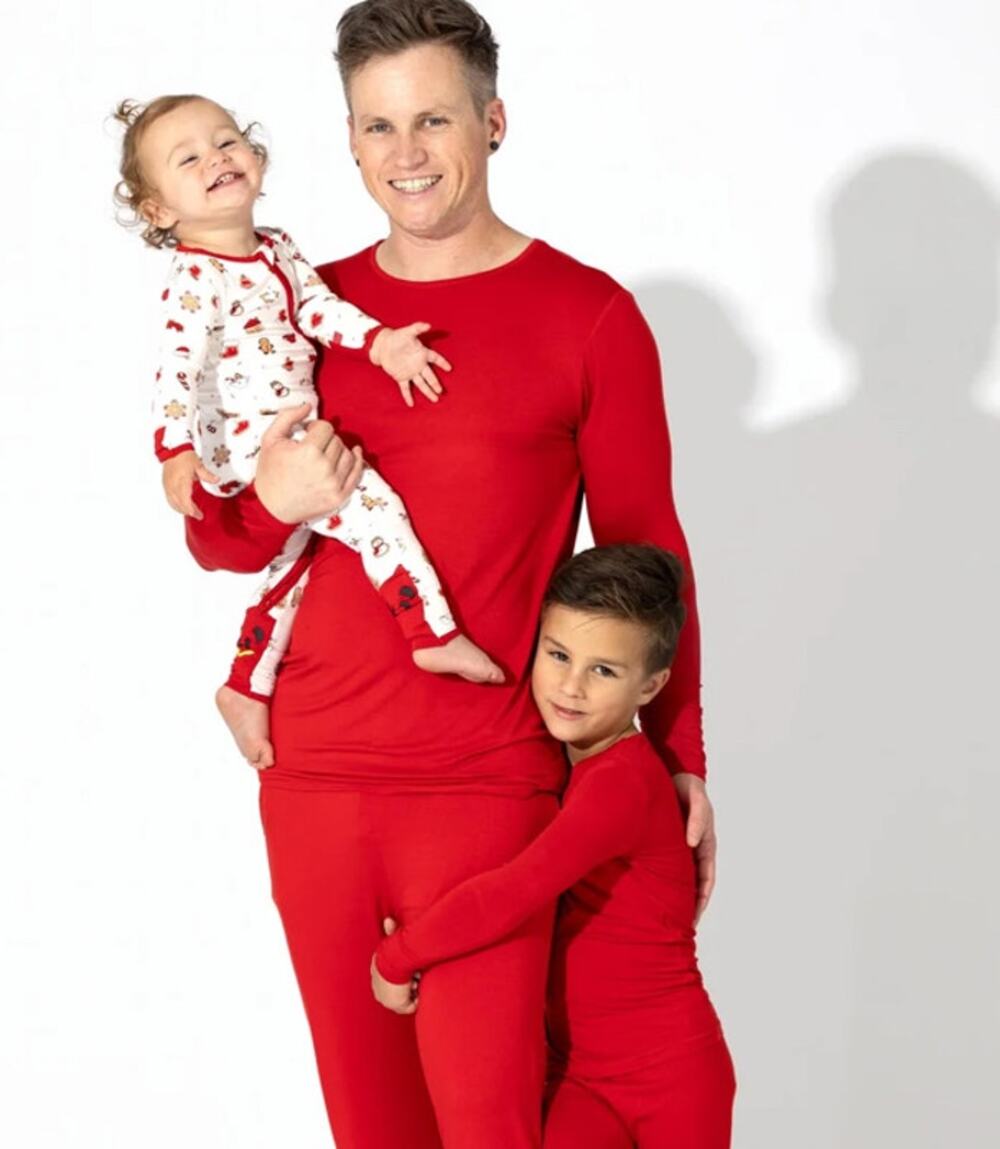 New Bellabu Bear Men’s Bamboo XXL Winterberry Red Pajama top